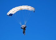 科维托娃与30激战加拿大队分钟，表现优异胜负难料！，穆古鲁扎焦点对战再创辉煌时刻