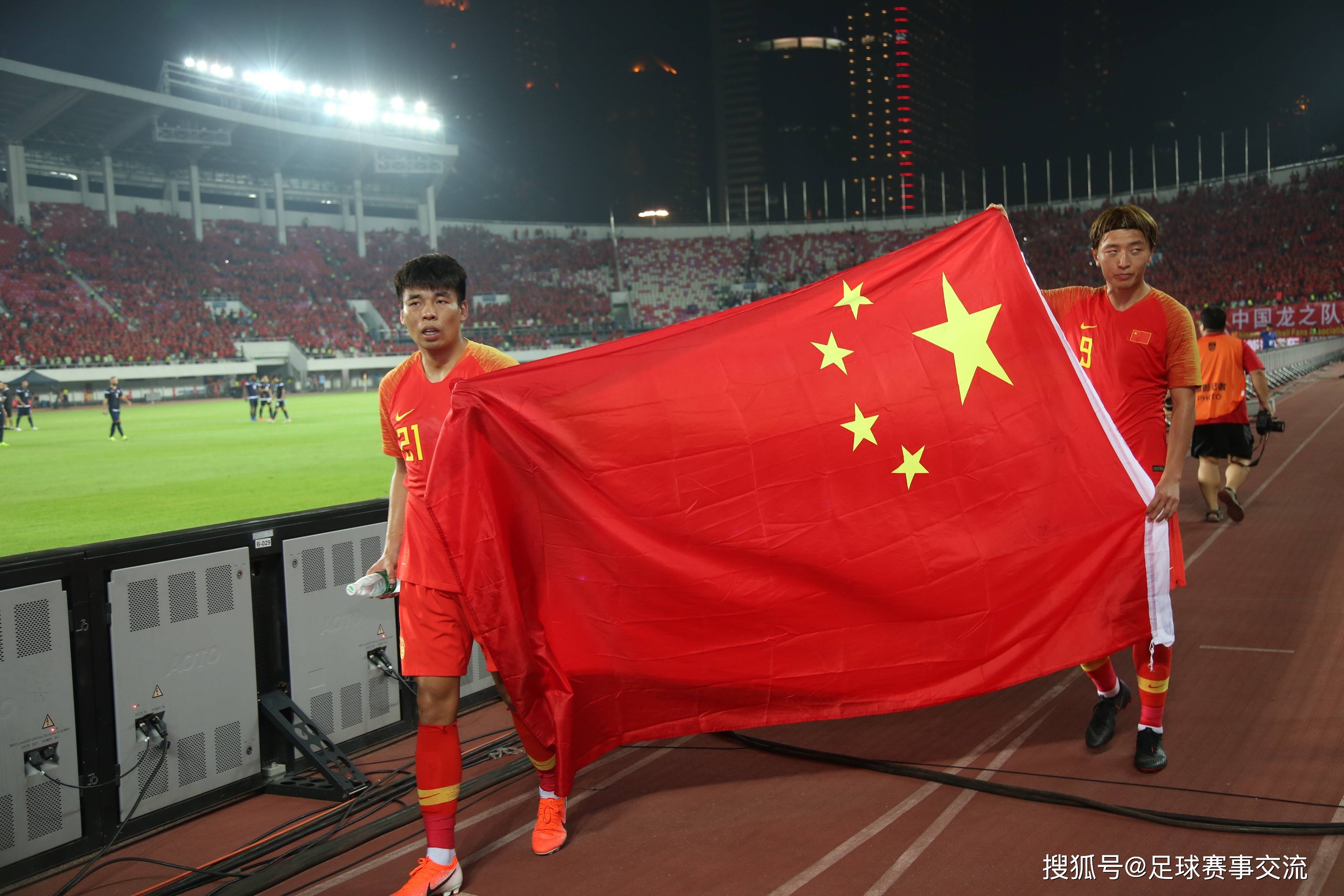 国际足球盛事吸引目光，中国队斩获胜利